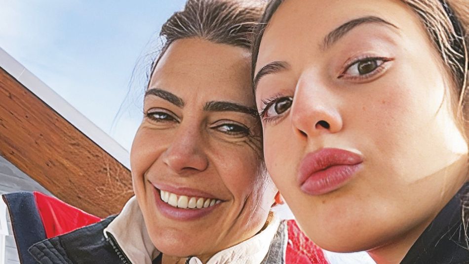 Juliana Awada y Antonia Macri