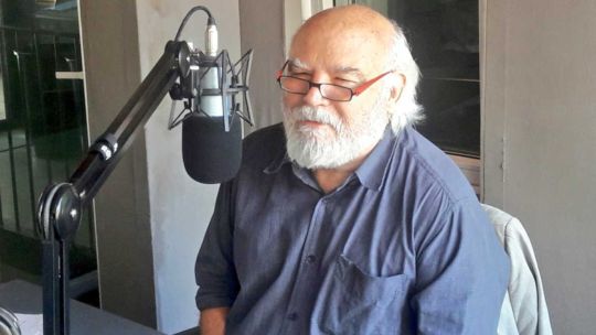 Falsa alarma: dieron por muerto a Juan Sasturain en redes sociales el día de su cumpleaños 81