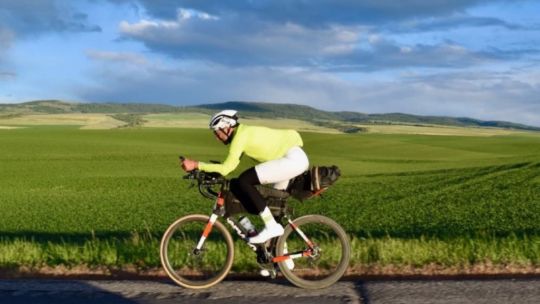Cruzó Estados Unidos en bicicleta: un argentino recorrió 5.200 kilómetros en 14 días