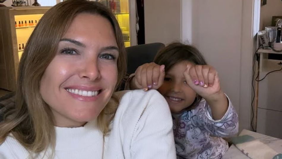 Sofía Zámolo con su hija California