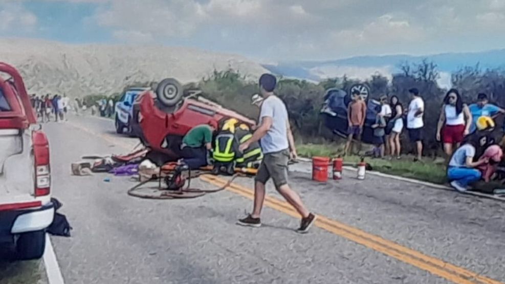 Los dos videos clave que muestran cómo circulaban los vehículos antes del choque en Altas Cumbres