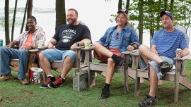 Adam Sandler celebra el inicio de la producción de "Son como niños 3" con una foto del elenco: "¡Los extrañamos!"