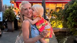 El look total pink de Elle, la hija de Maxi López y Daniela Christiansson para empezar la escuela
