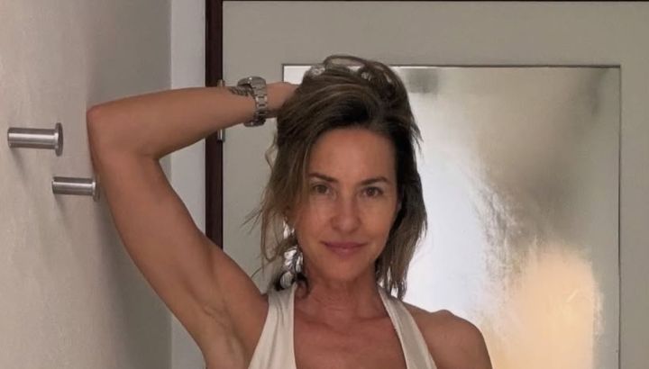 Andrea Bursten presentó a su nuevo novio: las románticas fotos en Porto Seguro que sorprendieron a sus amigas 
