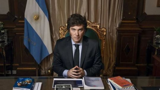 Milei, listo para 'atajar' corridas: posteó que "Argentina tendrá entre US$ 60 y 70 mil millones"