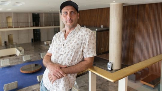 Luciano Cáceres trae ‘Paraíso’ a Córdoba: "La obra interpela directamente a la masculinidad"