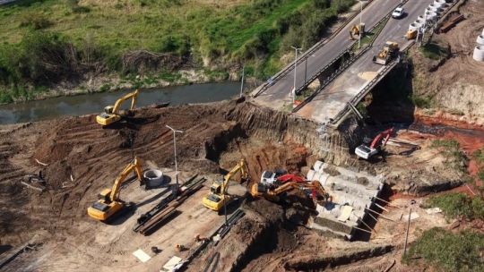 Reabrieron el cruce de la avenida Maipú sobre el arroyo Pirayuí en Corrientes