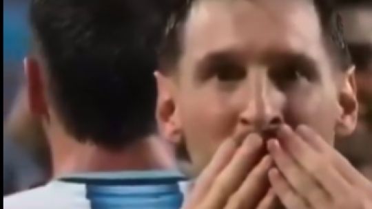 Video viral: la dedicatoria de Messi a su padre tras convertir tres goles en el Mundial