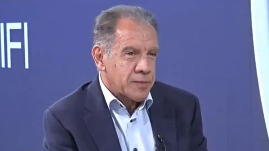 La trampa del "outsider" y la diagonal de Daniel Hadad