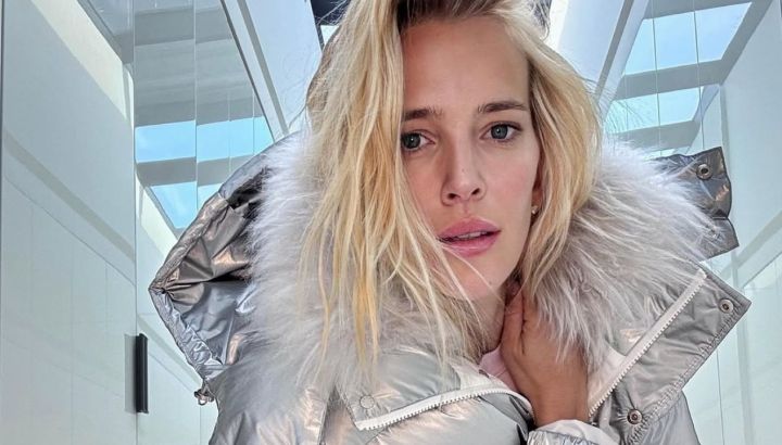 Luisana Lopilato marca tendencia con su look brillante y se corona en Marbella