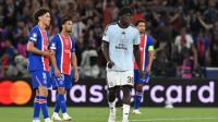 Brian Madjo en Aston Villa vs PSG