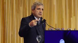 Luis Toto Caputo en la Bolsa de Comercio de Córdoba