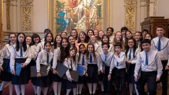 Un padre del Coro Nacional de Niños increpó a diputados libertarios por el intento de cierre: "Yo los voté"
