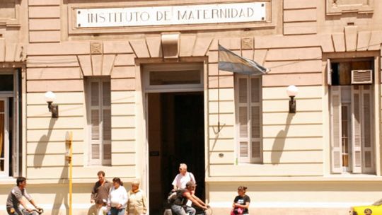 Desmienten el cobro a extranjeros en Córdoba: “No estamos preparados” para hacerlo en los hospitales públicos, según la UNC