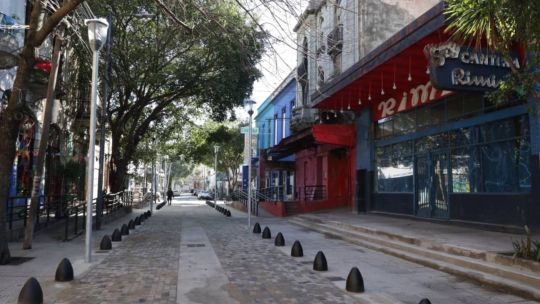 Así quedó la histórica calle Necochea de La Boca: renovaron el corredor del tango y las cantinas
