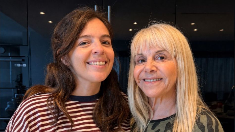 Claudia Villafañe y Dalma Maradona