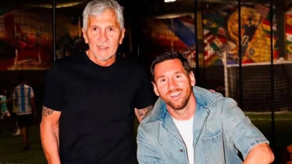 Lionel Messi junto a su padre Jorge