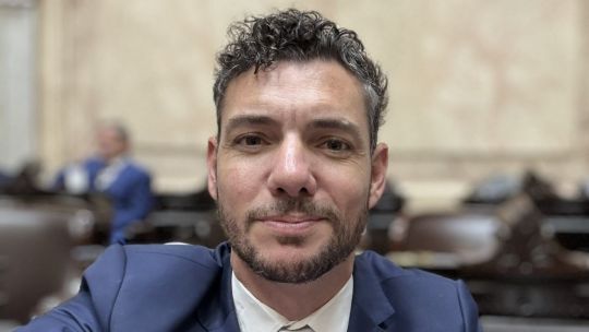 Damián Arabia negó haber sido escrachado en una fiesta LGBT+: "Si mirás el video, yo no estoy"