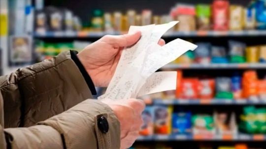 Inflación: advierten que la desinflación entró en pausa y que el 2% se consolida como nuevo nivel