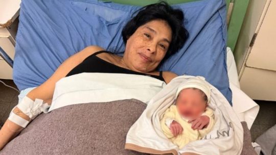 Madre a los 62 años: una mujer de San Nicolás se convirtió en el embarazo récord del país