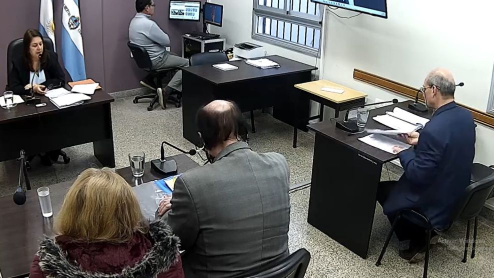 profesora condenada por cobrar a sus alumnas en corrientes
