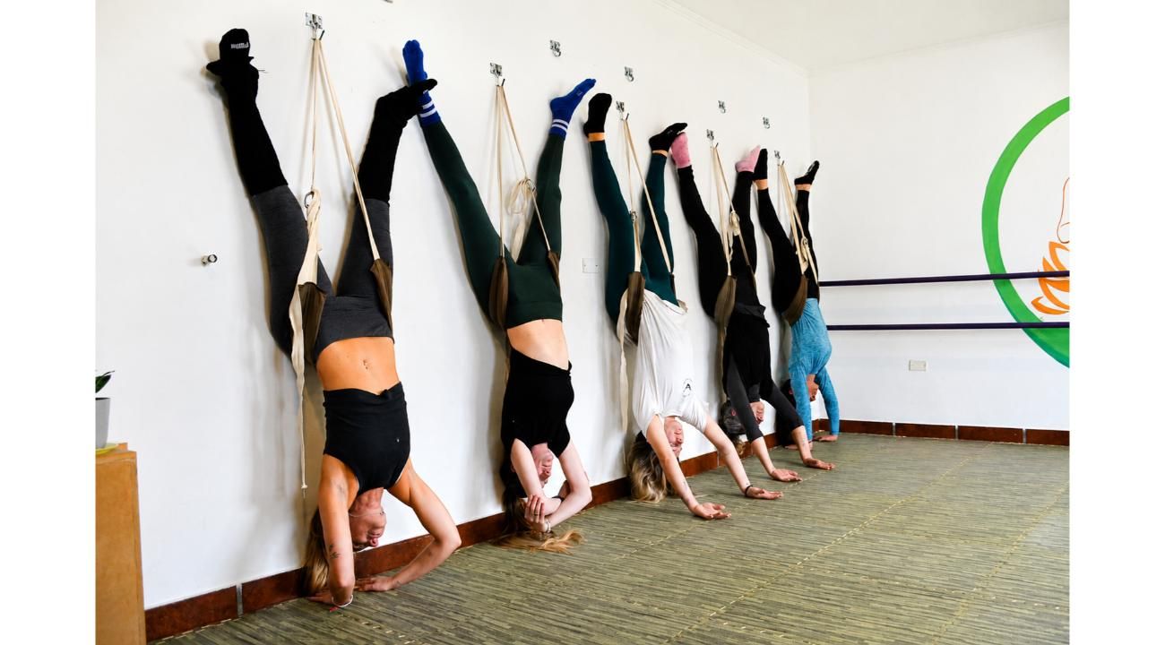 Cuerpo y mente en equilibrio: el poder del Yoga y el Stretching frente al estrés humano
