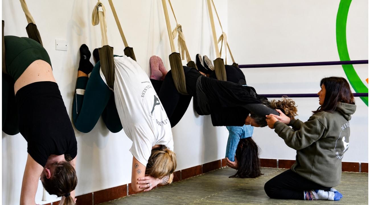 Cuerpo y mente en equilibrio: el poder del Yoga y el Stretching frente al estrés humano