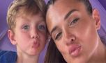 Así fue el cumpleaños de Bauti, el hijo de Cami Homs y Rodrigo de Paul: torta de tres pisos, camas saltarinas y un homenaje a Lionel Messi 