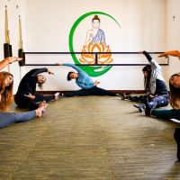 Cuerpo y mente en equilibrio: el poder del Yoga y el Stretching frente al estrés humano