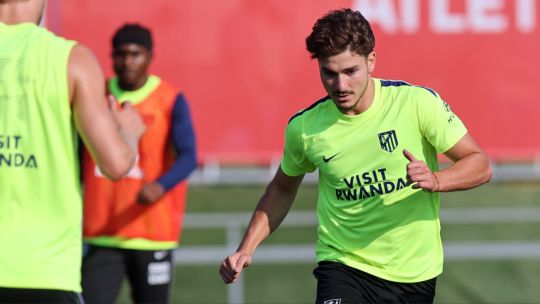 Julián Álvarez quedó afuera del último amistoso de Atlético de Madrid en plena definición de su futuro