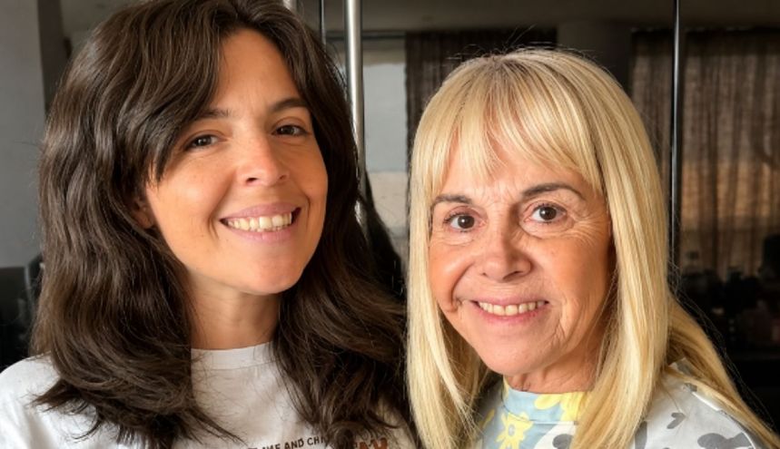 Claudia Villafañe y Dalma Maradona