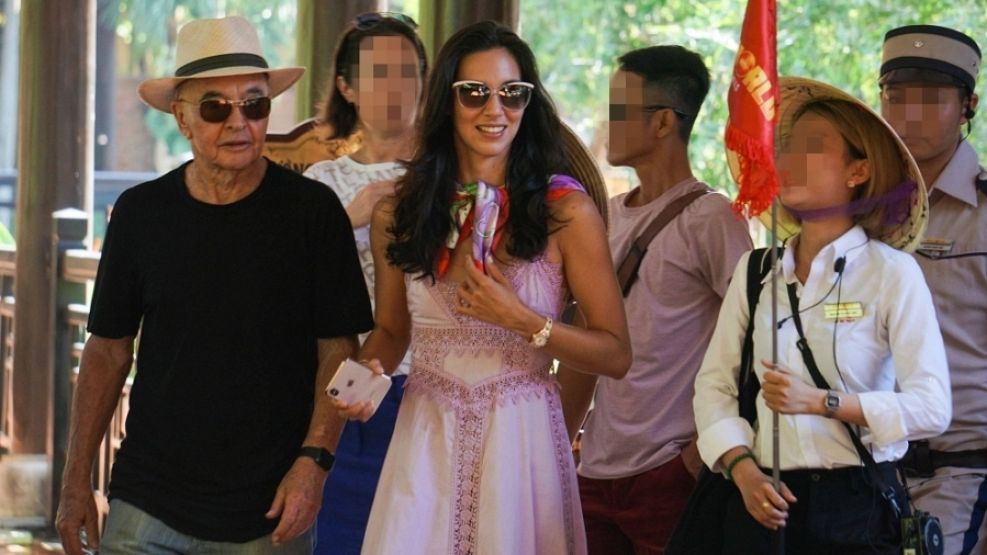 En 2019, Joe Lewis y Carolyn Carter, de viaje por Saigon.