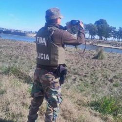 Los procedimientos tienen como objetivo desalentar la pesca ilegal y proteger los recursos ictícolas, especialmente en un ambiente donde el pejerrey constituye uno de sus principales atractivos deportivos. 