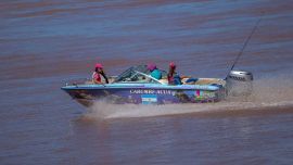 Como ocurre en muchos de los tradicionales concursos que se desarrollan en el Litoral argentino, la propuesta va mucho más allá de las horas de pesca. La programación contempla un desayuno bailable y, posteriormente, el tradicional almuerzo con asado a la estaca, generando un espacio para compartir entre participantes, organizadores, familiares y acompañantes.