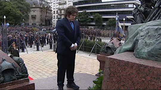 Las frases principales que dejó Milei en el acto por San Martín en Retiro