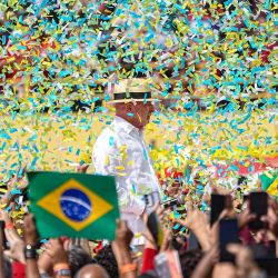 El presidente brasileño, Luiz Inácio Lula da Silva, participa en el lanzamiento de su campaña para la reelección celebrada en el estadio Primero de Mayo de Vila Euclides, en el municipio de Sao Bernardo do Campo, en Sao Paulo, Brasil. Lula da Silva inició su campaña para la búsqueda de la reelección en los comicios de octubre próximo con un discurso centrado en la defensa de la soberanía nacional, la explotación de los recursos estratégicos, la educación y el combate al crimen organizado. | Foto:Xinhua/Paulo Lopes