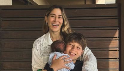 Jimena Barón junto a sus hijos Momo y Arturo