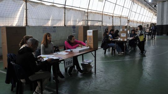 Encuesta: los indecisos ya son la tercera fuerza de cara a las elecciones de 2027