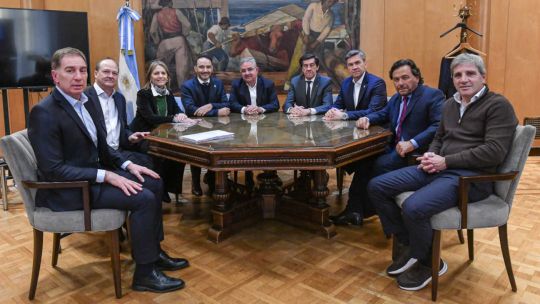 Santilli y Caputo acordaron con gobernadores del Norte Grande un régimen de zonas cálidas