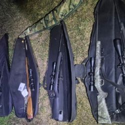 Parte del arsenal secuestrado.
