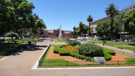 Buscan recuperar el esplendor de Avenida de Mayo: el proyecto para revitalizar la primera avenida porteña