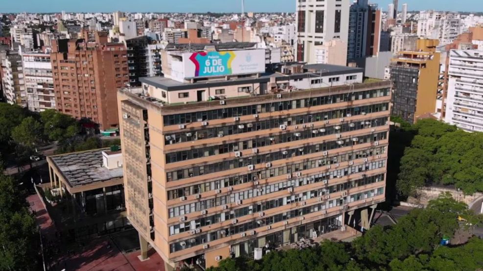 Detuvieron a un inspector municipal de Córdoba acusado de extorsionar a comerciantes: investigan una trama con más implicados