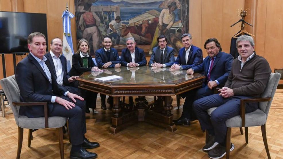 Gobernadores del Norte Grande con Santilli y Caputo