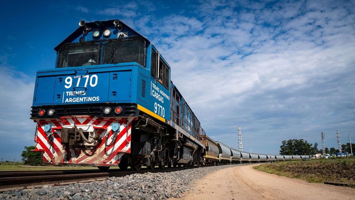 Argentina opens 50-year bidding process for Belgrano Cargas concession