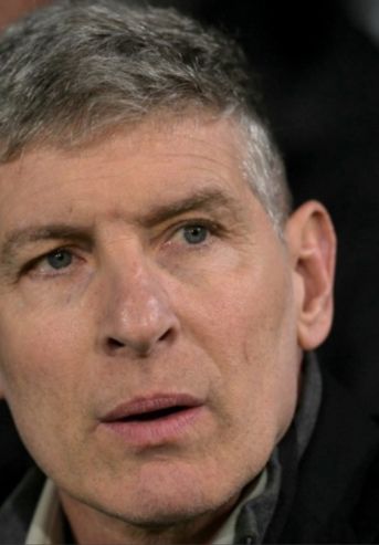 Martín Palermo al frente de Platense