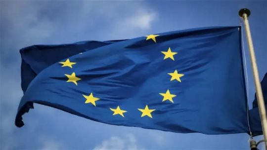 RDC: La Unión Europea prepara un ambicioso plan para desarrollar infraestructura propia de inteligencia artificial