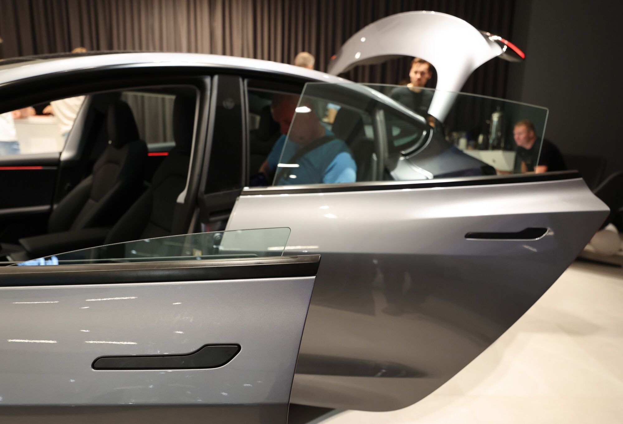 Tesla Inc. Opens First Store in Latvia