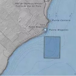 Una bajante histórica del mar dejó al descubierto una imponente formación rocosa y revolucionó las redes sociales