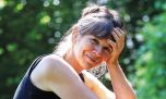 Violaine Bérot: La novelista que dejó la ciudad para criar cabras en la montaña