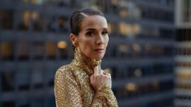 Natalia Oreiro dio cátedra de estilo con su look retro: traje rayado, pantalón oxford y mucho estilo